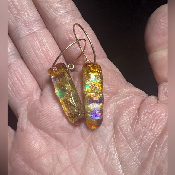 Source Unknown Jewelry - Artsy‎ Gold Tone and Multicolor Glass Dangle Hoops Earrings